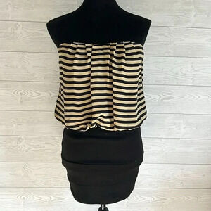 Trixxi Strapless mini dress size small NWT